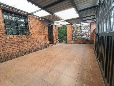 Casa de 5 alcobas en venta en 12 De Octubre, Bogotá, 178 m² · foto 12 de 13