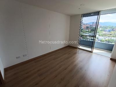 Apartamento de 2 alcobas en arriendo en San German, Medellín, 70 m² · foto 12 de 20