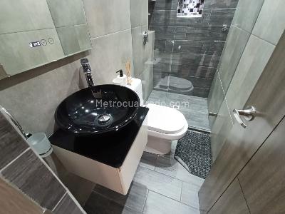 Apartamento de 4 alcobas en arriendo en Florida Nueva, Medellín, 130 m² · foto 2 de 18