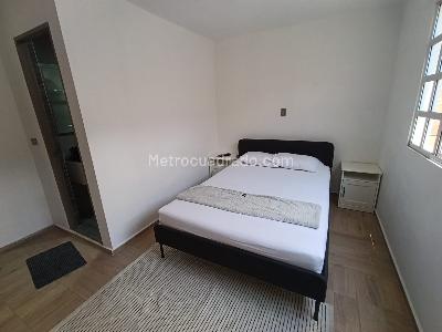 Apartamento de 4 alcobas en arriendo en Florida Nueva, Medellín, 130 m² · foto 17 de 18