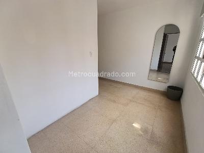 Apartamento de 4 alcobas en arriendo en Florida Nueva, Medellín, 130 m² · foto 18 de 18
