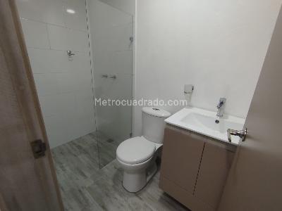 Apartamento de 3 alcobas en arriendo en Los Alpes, Medellín, 93 m² · foto 12 de 18