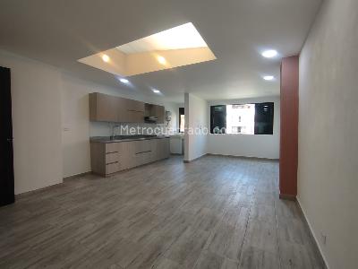 Apartamento de 3 alcobas en arriendo en Los Alpes, Medellín, 93 m² · foto 14 de 18