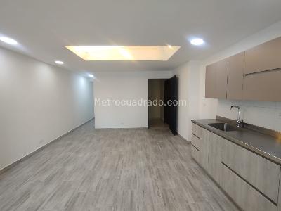 Apartamento de 3 alcobas en arriendo en Los Alpes, Medellín, 93 m² · foto 18 de 18