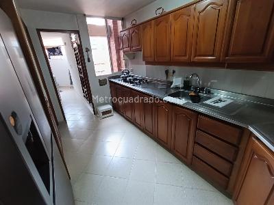 Apartamento de 3 alcobas en arriendo en Laureles Medellin, Medellín, 140 m² · foto 2 de 11