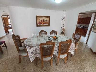 Apartamento de 3 alcobas en arriendo en Laureles Medellin, Medellín, 140 m² · foto 8 de 11