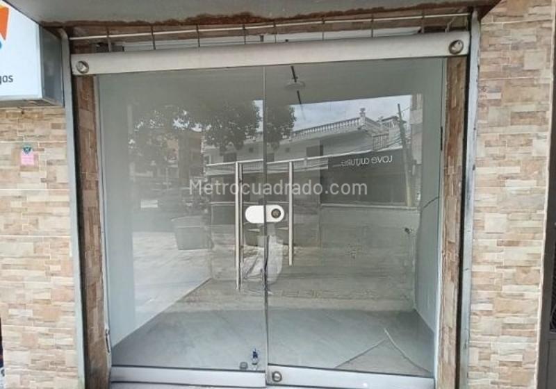 Local Comercial en Arriendo, Bucarest, Envigado - Vista 2