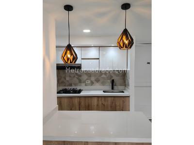 Apartamento de 3 alcobas en venta en La Navarra, Bello, 49 m² · foto 2 de 11