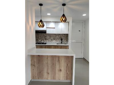 Apartamento de 3 alcobas en venta en La Navarra, Bello, 49 m² · foto 3 de 11