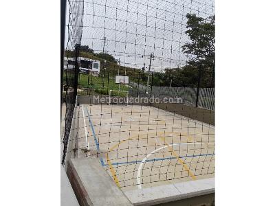 Apartamento de 3 alcobas en venta en La Navarra, Bello, 49 m² · foto 10 de 11