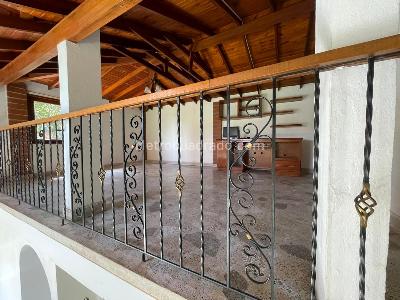 Casa de 5 alcobas en arriendo en El Trianon, Envigado, 1300 m² · foto 19 de 20