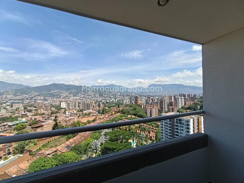 Apartamento de 3 habitaciones en arriendo en La Abadía, Envigado