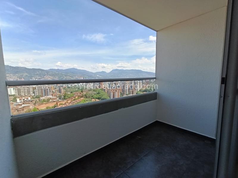 Apartamento de 3 habitaciones en arriendo en La Abadía, Envigado - 2