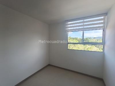 Apartamento de 3 alcobas en arriendo en Los Colegios, Rionegro, 66 m² · foto 10 de 15