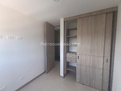 Apartamento de 3 alcobas en arriendo en Los Colegios, Rionegro, 66 m² · foto 11 de 15