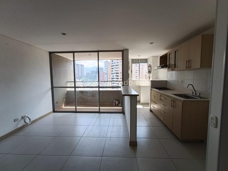 Spacious 3BR Apartment in Vegas de San José, Sabaneta
