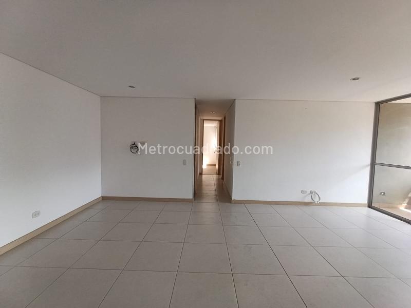 Amplio apartamento de 3 habitaciones en Vegas de San José - 3