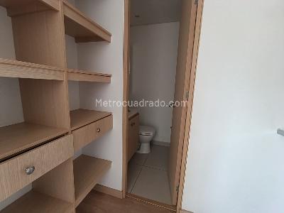 Apartamento de 3 alcobas en arriendo en Vegas De San Jose, Sabaneta, 84 m² · foto 11 de 20