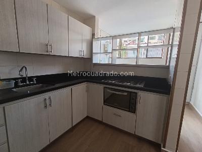 Casa de 4 alcobas en arriendo en El Tesoro, Medellín, 250 m² · foto 12 de 20