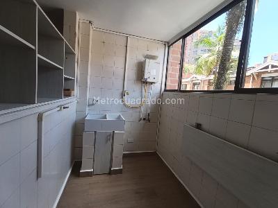 Casa de 4 alcobas en arriendo en El Tesoro, Medellín, 250 m² · foto 13 de 20