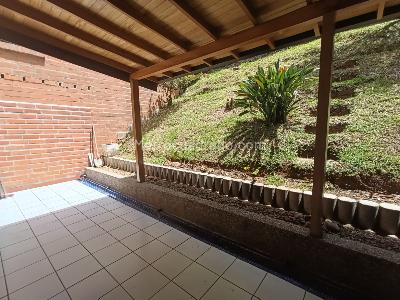 Casa de 4 alcobas en arriendo en El Tesoro, Medellín, 250 m² · foto 18 de 20