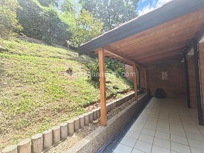 Casa de 4 alcobas en arriendo en El Tesoro, Medellín, 250 m² · foto 20 de 20