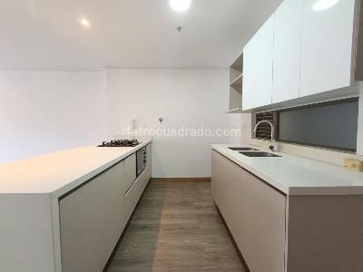 Apartamento de 1 alcoba en arriendo en Los Balsos, Medellín, 97 m² · foto 7 de 20