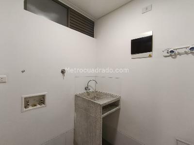Apartamento de 1 alcoba en arriendo en Los Balsos, Medellín, 97 m² · foto 9 de 20