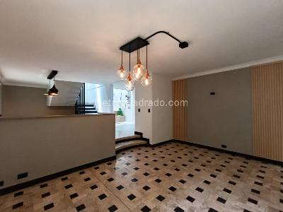 Casa de 3 alcobas en arriendo en El Tesoro, Medellín, 220 m² · foto 3 de 20