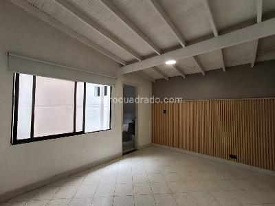 Casa de 3 alcobas en arriendo en El Tesoro, Medellín, 220 m² · foto 19 de 20