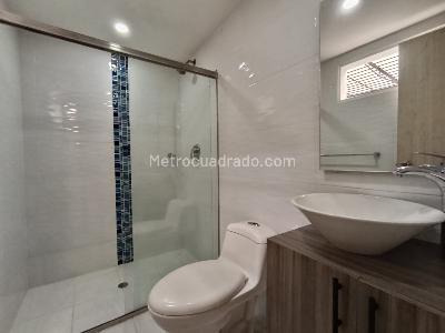 Casa de 3 alcobas en arriendo en El Tesoro, Medellín, 220 m² · foto 20 de 20