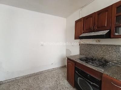 Casa de 4 alcobas en arriendo en Rosales, Medellín, 190 m² · foto 2 de 18