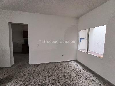 Casa de 4 alcobas en arriendo en Rosales, Medellín, 190 m² · foto 7 de 18