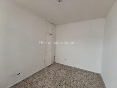 Casa de 4 alcobas en arriendo en Rosales, Medellín, 190 m² · foto 8 de 18