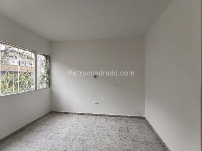 Casa de 4 alcobas en arriendo en Rosales, Medellín, 190 m² · foto 14 de 18