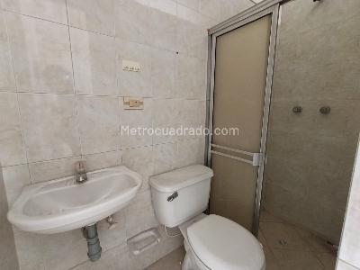 Casa de 4 alcobas en arriendo en Rosales, Medellín, 190 m² · foto 16 de 18