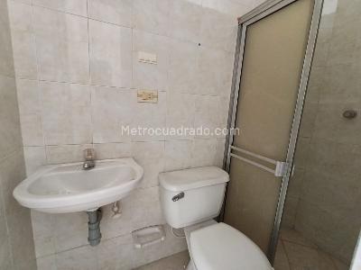 Casa de 4 alcobas en arriendo en Rosales, Medellín, 190 m² · foto 17 de 18