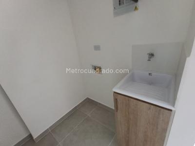 Apartamento de 3 alcobas en arriendo en Los Colegios, Rionegro, 74 m² · foto 3 de 10