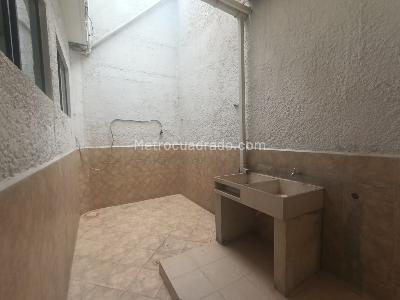 Casa en arriendo en Belen Malibu, Medellín, 320 m² · foto 7 de 20