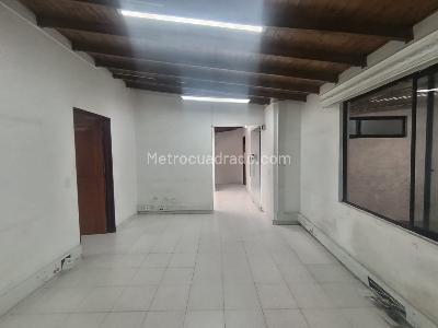 Casa en arriendo en Belen Malibu, Medellín, 320 m² · foto 18 de 20