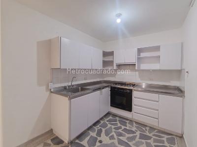 Apartamento en venta en Almeria, Medellín · foto 4 de 14