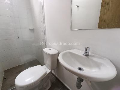 Apartamento de 2 alcobas en arriendo en Boston, Medellín, 50 m² · foto 7 de 12