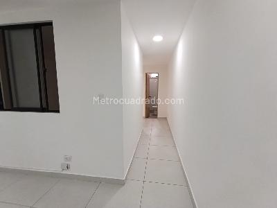 Apartamento de 2 alcobas en arriendo en Boston, Medellín, 50 m² · foto 8 de 12