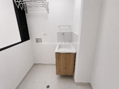 Apartamento de 2 alcobas en arriendo en Boston, Medellín, 50 m² · foto 11 de 12