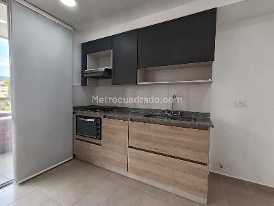 Apartamento de 3 alcobas en arriendo en Altos Las Flores, Sabaneta, 76 m² · foto 4 de 13