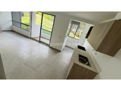 Apartamento en venta en La Cuenca, Envigado · foto 3 de 16