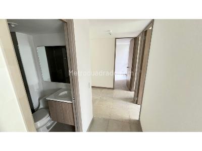 Apartamento en venta en La Cuenca, Envigado · foto 8 de 16