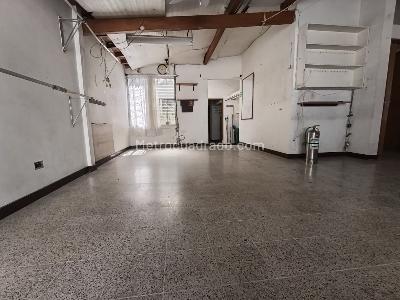 Casa de 3 alcobas en arriendo en Rosales, Medellín, 330 m² · foto 18 de 20