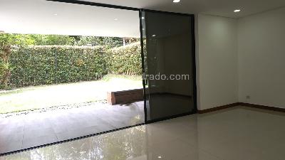 Casa de 3 alcobas en arriendo en Loma El Atravesado, Envigado, 230 m² · foto 5 de 20