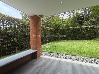 Casa de 3 alcobas en arriendo en Loma El Atravesado, Envigado, 230 m² · foto 8 de 20
